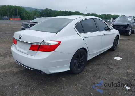 2015 Honda Accord Lx z USA, uszkodzony, nr VIN 1HGCR2F37FA172739